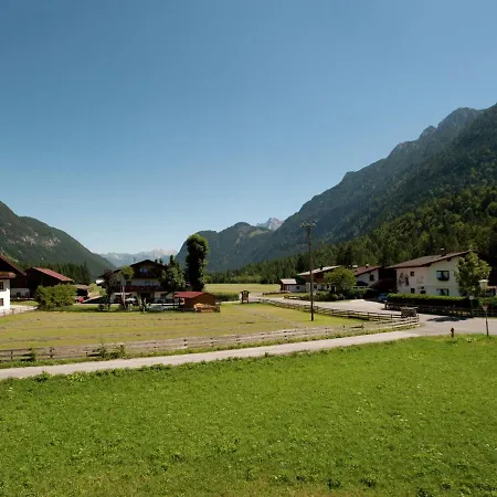 Superb Apartment In Leutasch Tyrol With Meadow Around
