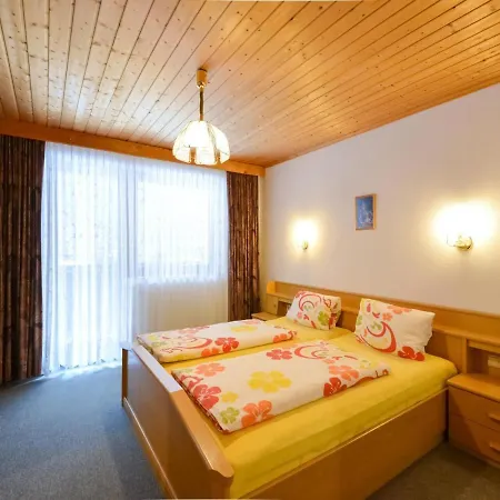 Appartement Superb In Tyrol With Meadow Around Leutasch