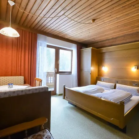 Appartement Superb In Tyrol With Meadow Around